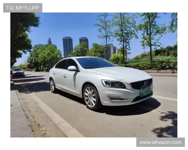 2.0T+8AT,国六排放配置高,现款沃尔沃S60L购车好时机